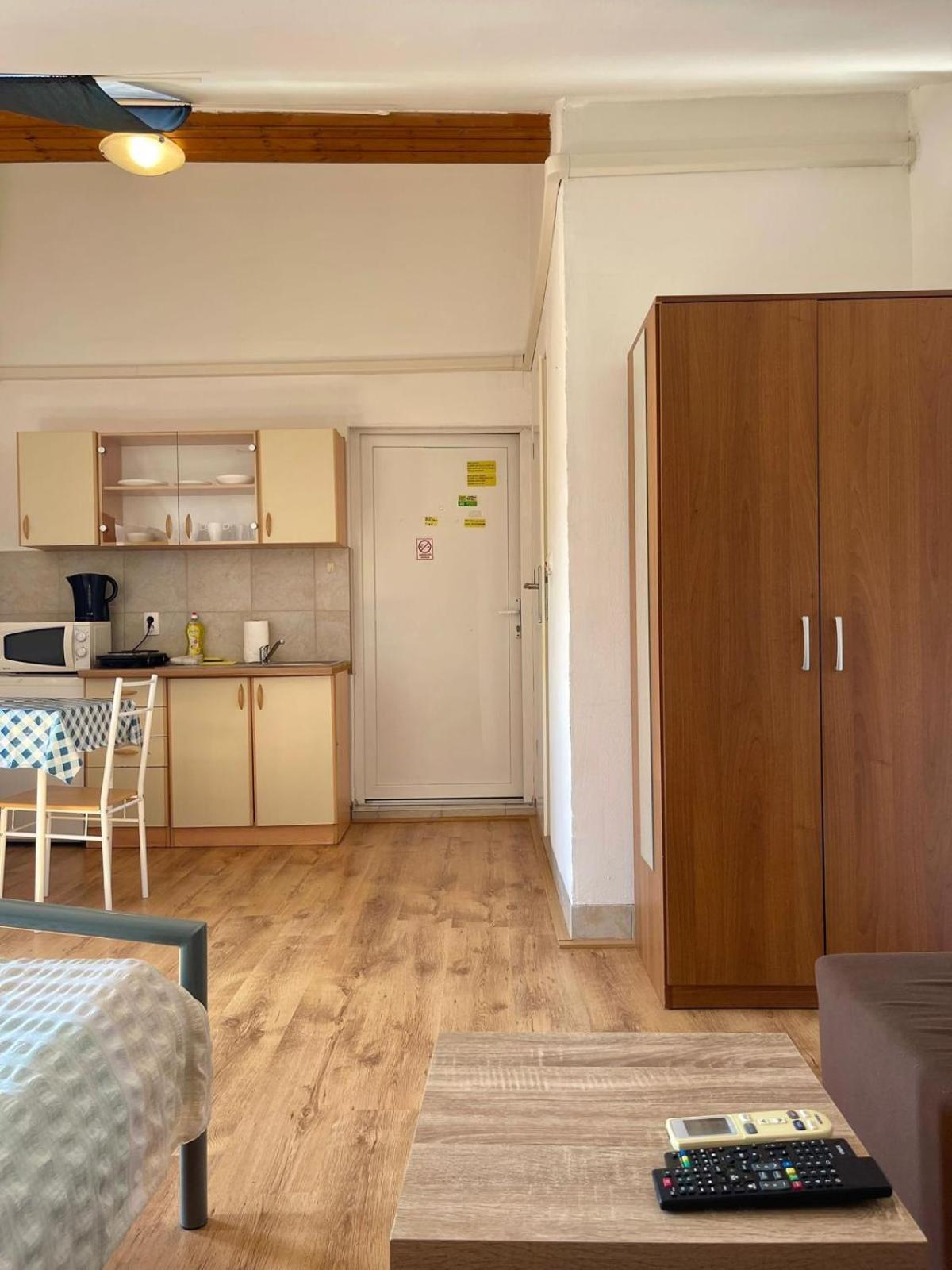 Dejan Apartment4-Top Centar Пула Екстериор снимка